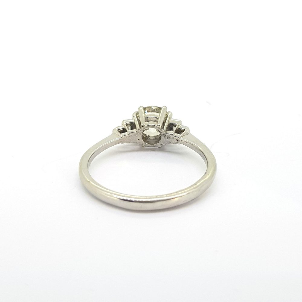 Vintage 0.91ct Old Cut Diamond Solitaire Engagement Ring in Platinum