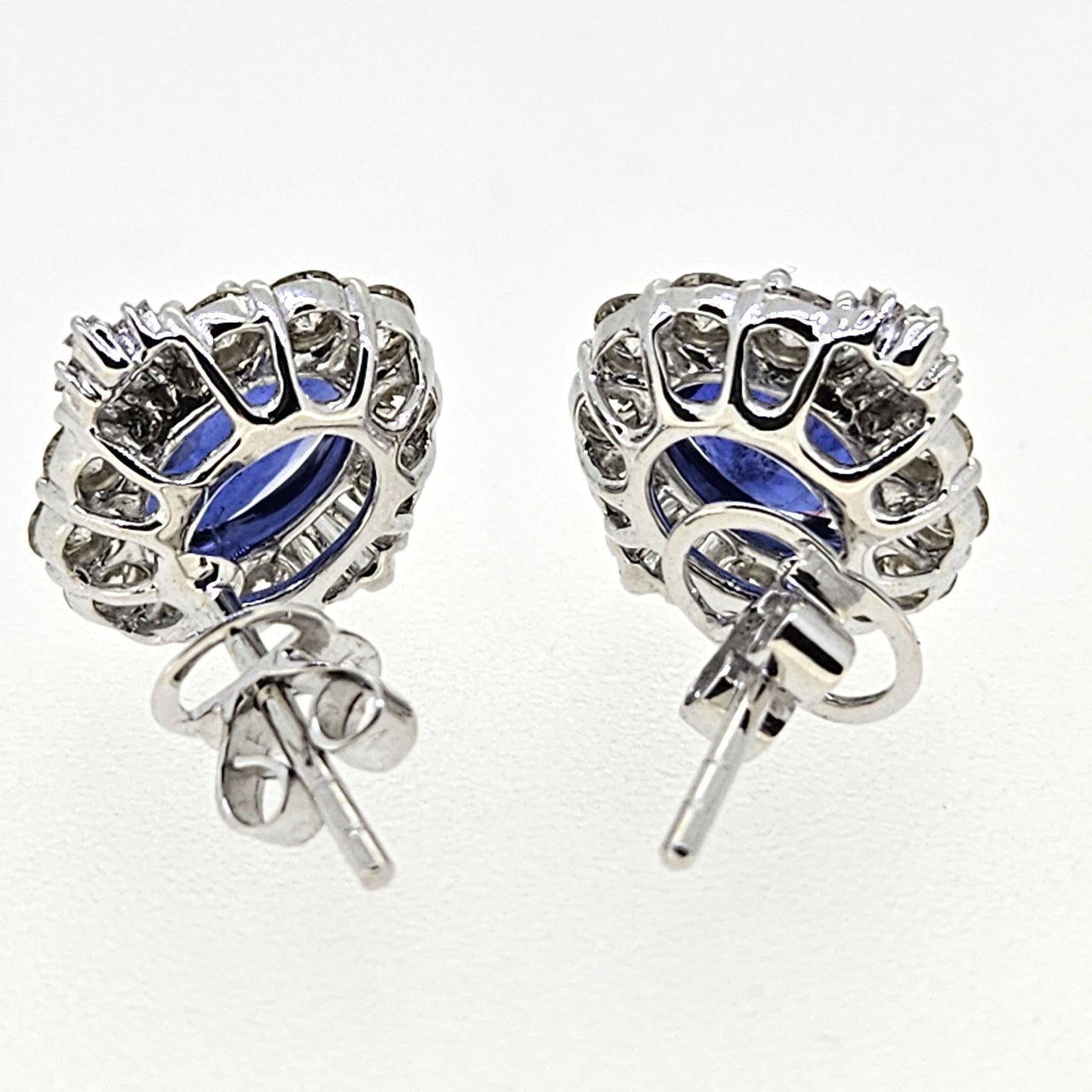 Sapphire and Diamond Cluster studs S3.33 D1.20