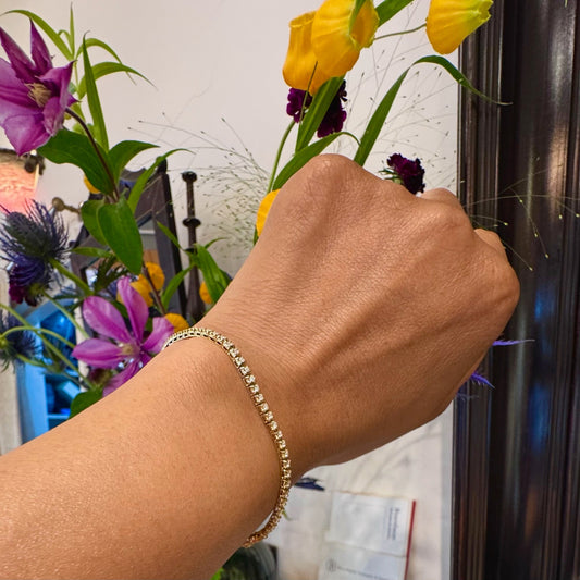 Diamond Line Tennis Bracelet, 1 Carat, in Yellow Gold