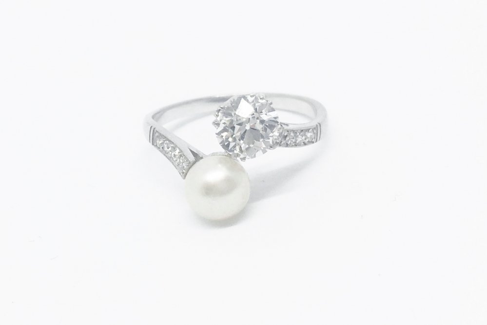 Antique Art Deco Pearl and Diamond CrossOver Ring