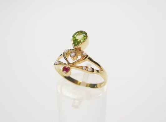 Art Nouveau Style Gem Set Ring