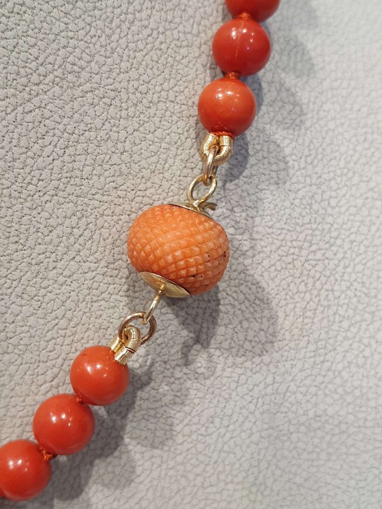 Antique Graduated Natural Coral Beaded Necklace, Circa 1900