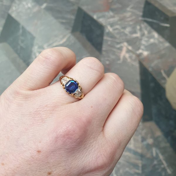 Antique Victorian 2ct Sapphire and Diamond Ring