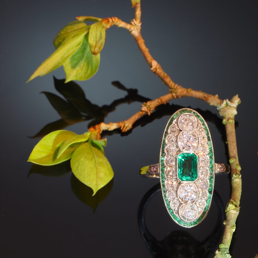 Art Deco Colombian Emerald and Diamond Cluster Plaque Ring