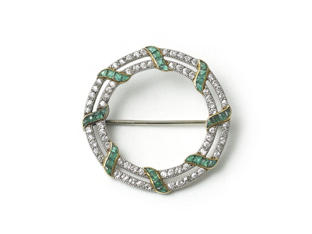 Antique Edwardian Emerald Diamond Platinum Circular Brooch
