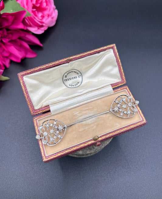 Antique 18ct White Gold, Edwardian Diamond Jabot Pin