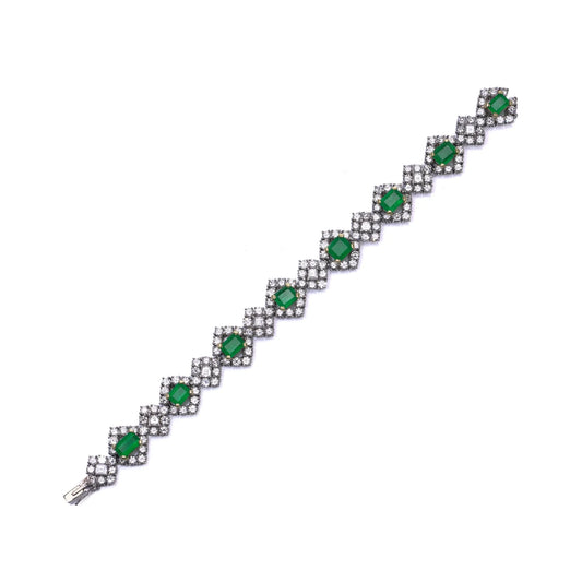line Fine Vintage Emerald and Diamond Bracelet 8ct Diamonds, 4ct Emeralds