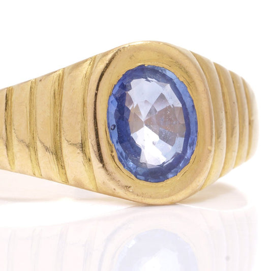 Unisex 0.75ct Oval Sapphire and 22ct Yellow Gold Ring