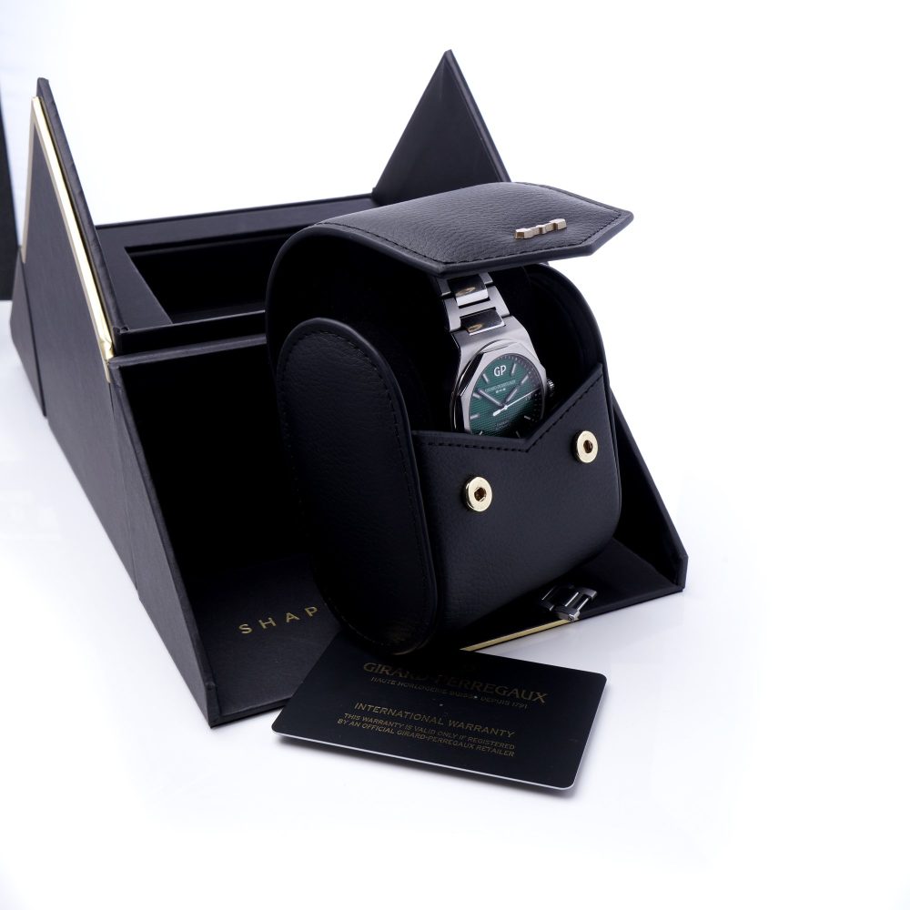 Girard-Perregaux Stainless Steel Men's Wristwatch Ref. 81010