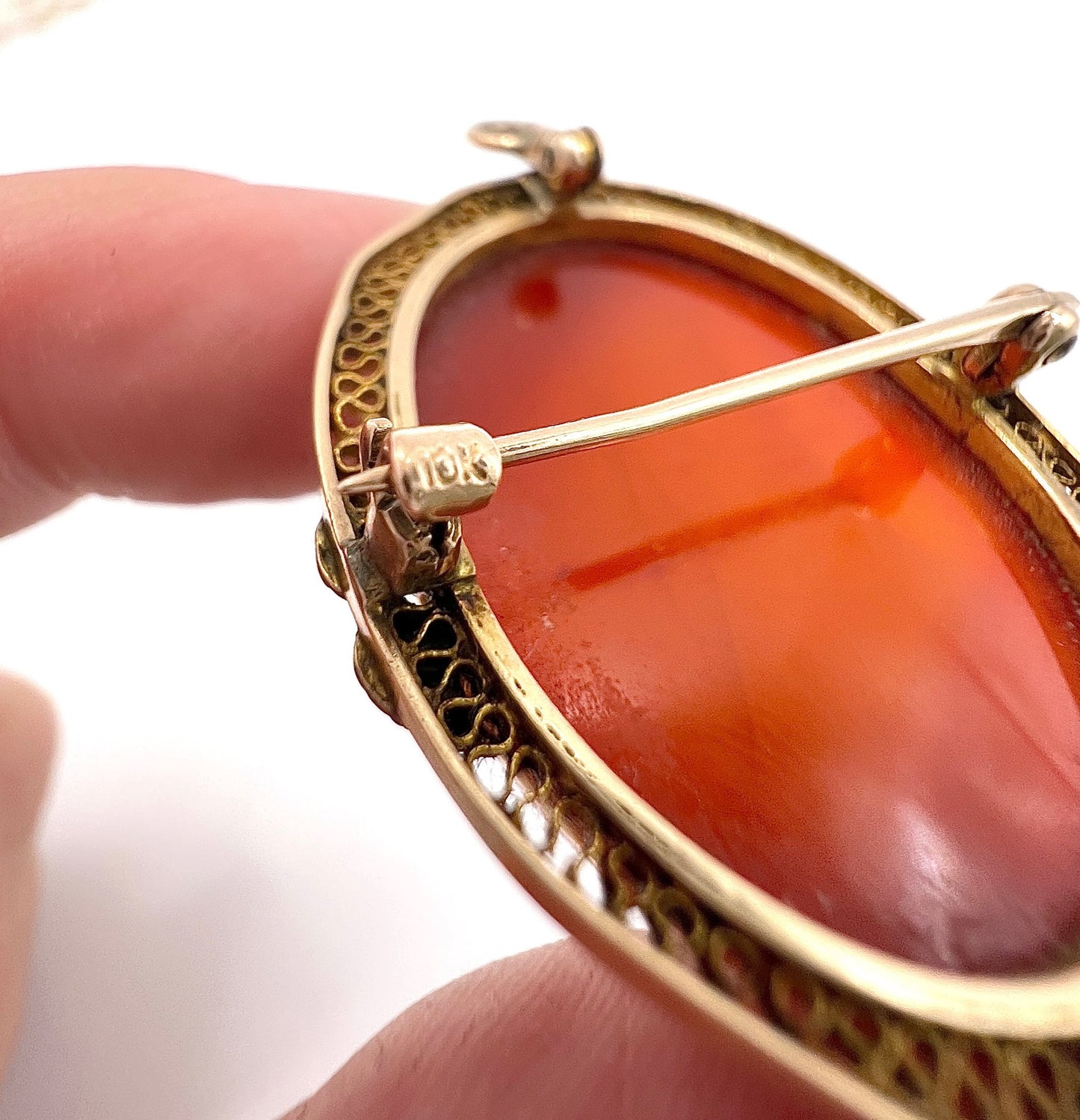 Victorian 10 Carat Gold Hardstone Cameo Brooch/Pendant Necklace, Circa 1890