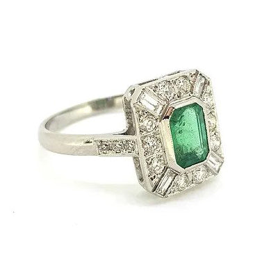 0.90ct Emerald and Diamond Plaque Ring