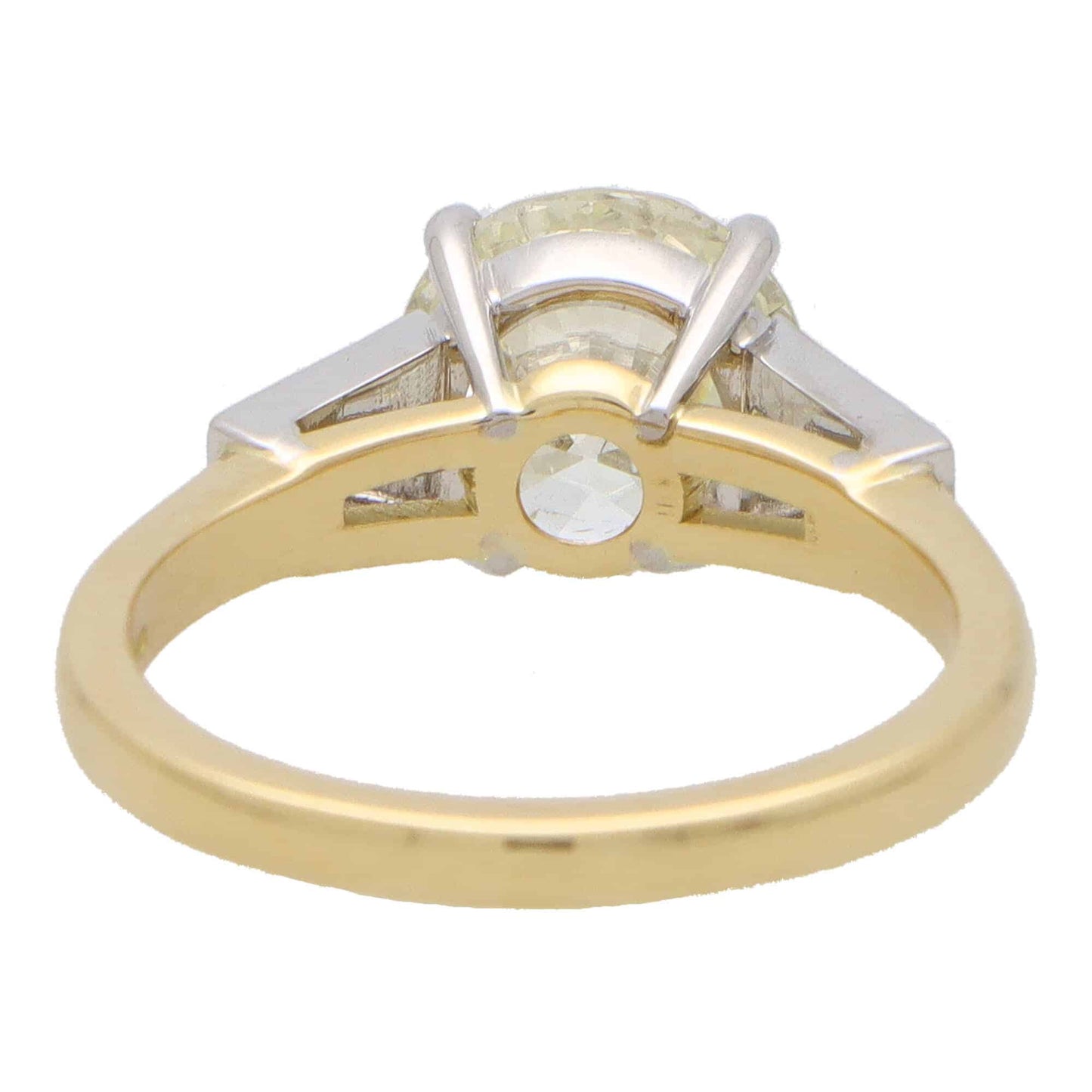 Certified Vintage 2.56 Carat Diamond Three Stone Ring In Yellow Gold And Platinum