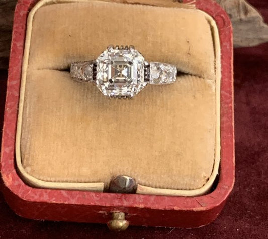 asscher cut diamond ring Art Deco 1920's