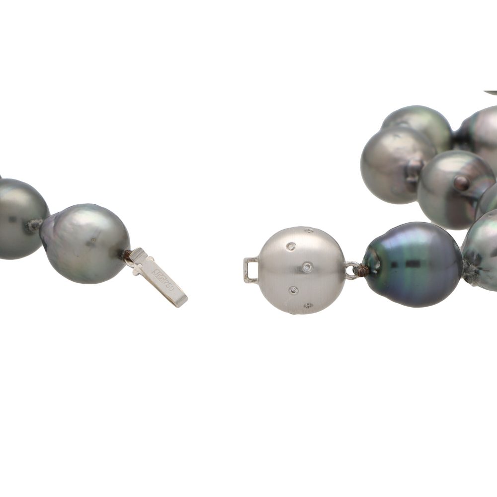 Tahitian Pearl Necklace With Diamond Clasp