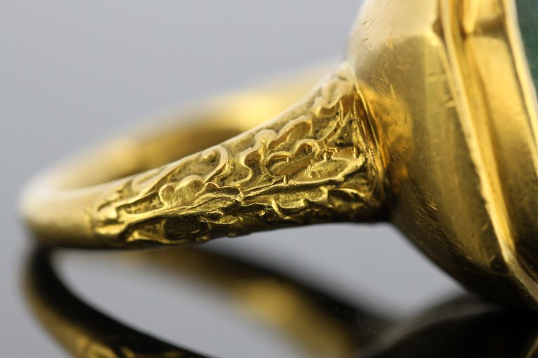 Antique Georgian Gents Emerald Ring