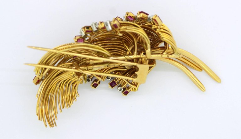 Vintage 18ct Yellow Gold Ruby and Diamond Brooch