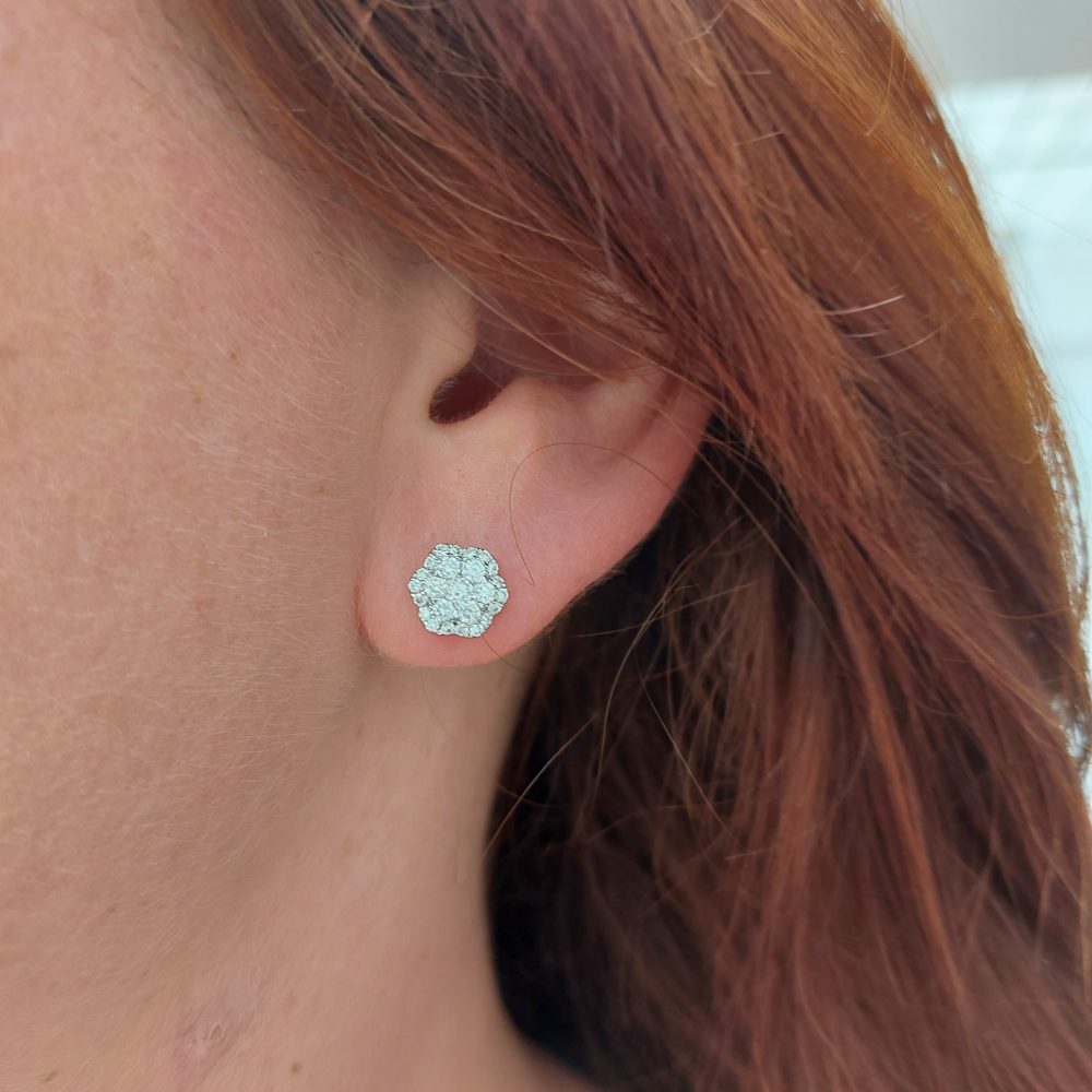 Modern 0.93ct Diamond Floral Cluster Stud Earrings