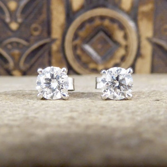 Modern 1.37ct Round Brilliant Cut Diamond Stud Earrings