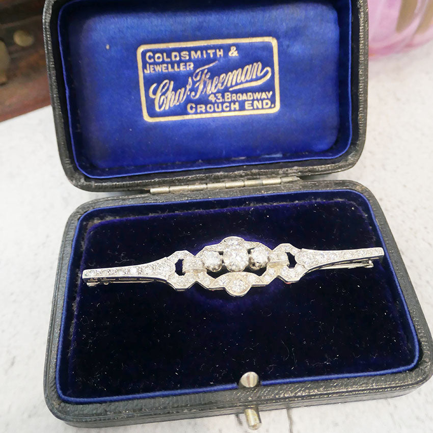 Vintage 1.50ct Diamond Bar Brooch in Platinum