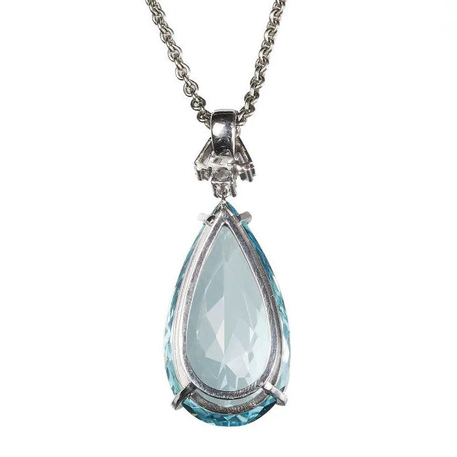 Pear Cut 21.55ct Aquamarine and Diamond Pendant