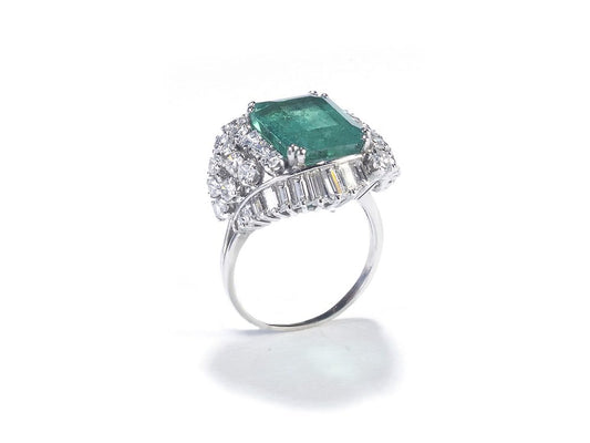 Vintage Emerald & Diamond Ring