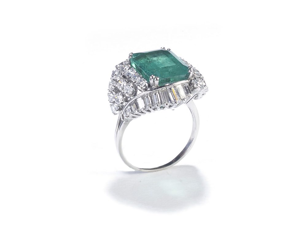 Vintage Emerald & Diamond Ring