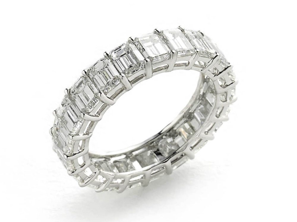 Emerald cut diamond full eternity ring, 5.41cts