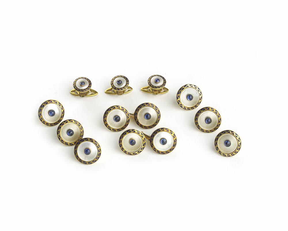 Antique Art Deco Mother of Pearl Cufflinks Dress-Set