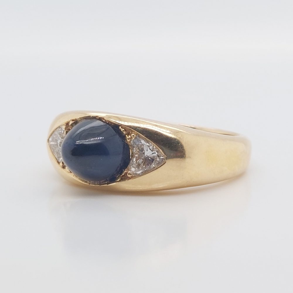 Sugarloaf Sapphire and Heart Shape Diamond Ring