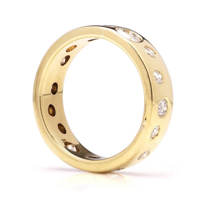 Vintage 1.30ct Diamond Set 18ct Gold Band Ring