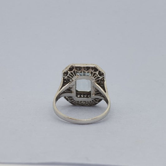 Vintage Aquamarine and Diamond Cluster 18ct Gold Ring