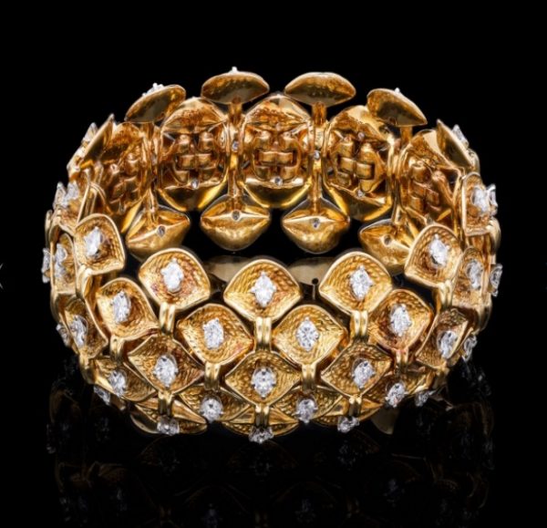 Vintage Diamond Textured 18ct Gold Bracelet