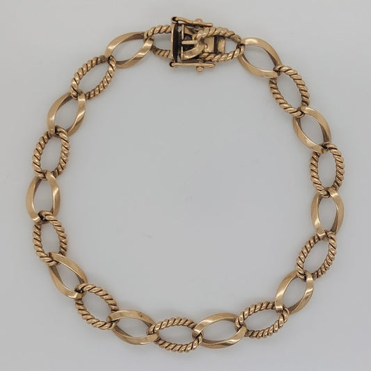 Vintage Fancy Open Curb Link Gold Bracelet