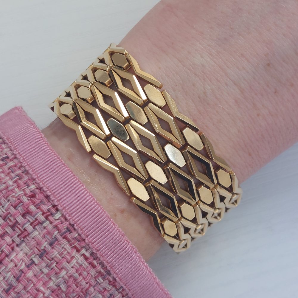 Vintage Wide Gate 18ct Gold Bracelet