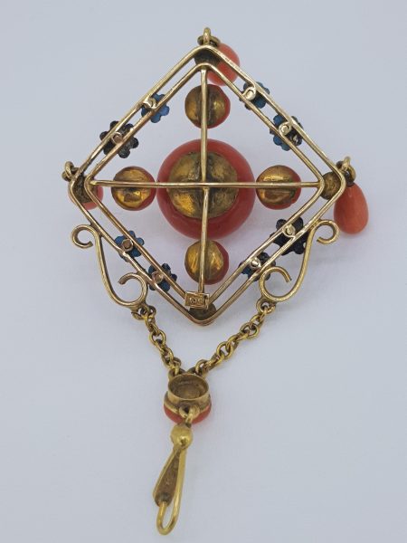 Cabochon Cut Coral and Pearl Pendant in 15ct Gold