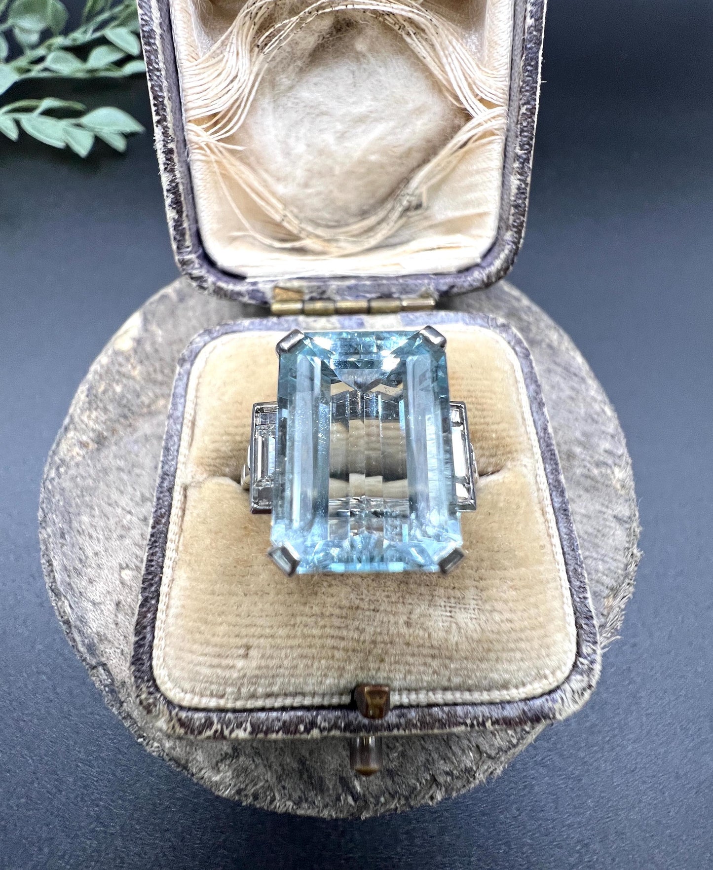 Antique 18ct White Gold, 1920s 10 Carat Aquamarine & Baguette Diamond Ring