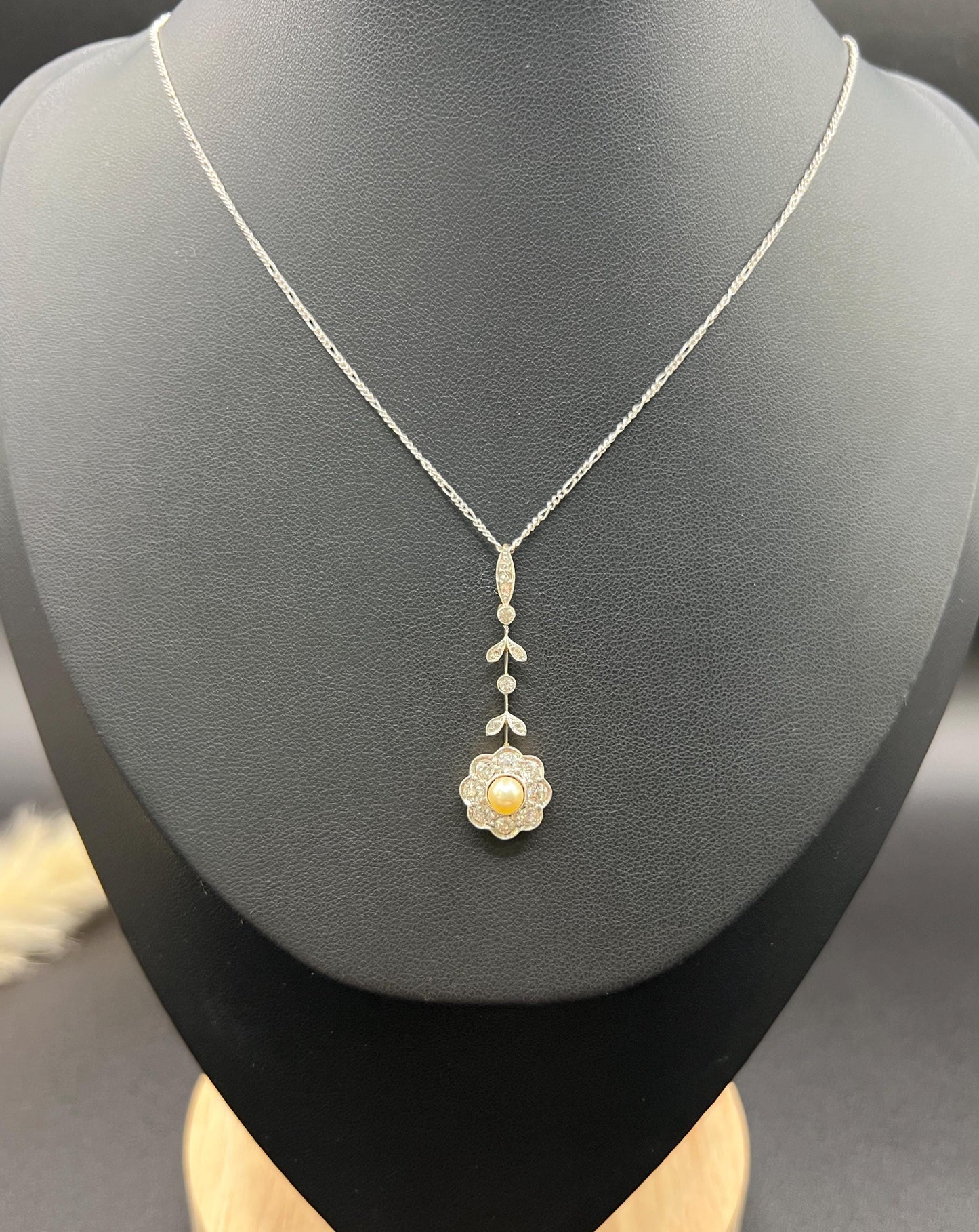 Antique 18ct Gold & Platinum, Edwardian Diamond and Pearl Daisy Pendant Necklace