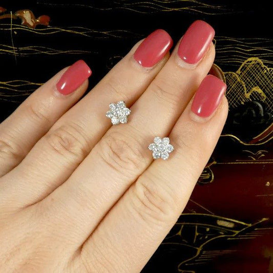 Diamond Daisy Flower Cluster Stud Earrings In 18 Carat White Gold