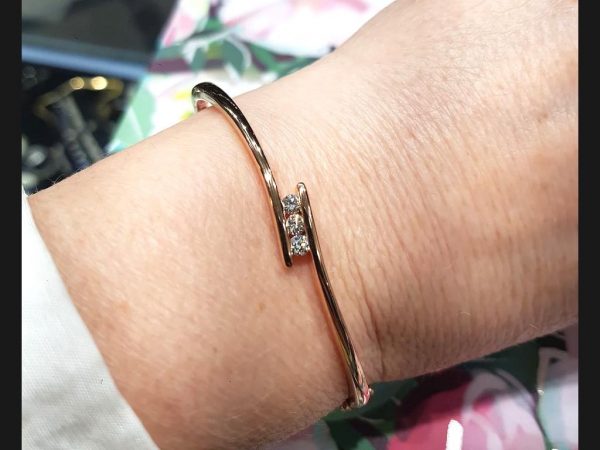 Diamond bangle, 0.33 carats, 18ct Rose Gold
