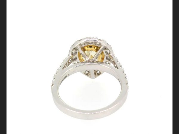 Fancy Yellow Diamond Cluster Ring, 3.16 carat total, 18ct White Gold