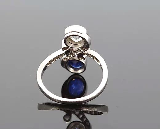 Art Nouveau Sapphire and Diamond Crossover Ring in 18ct Gold