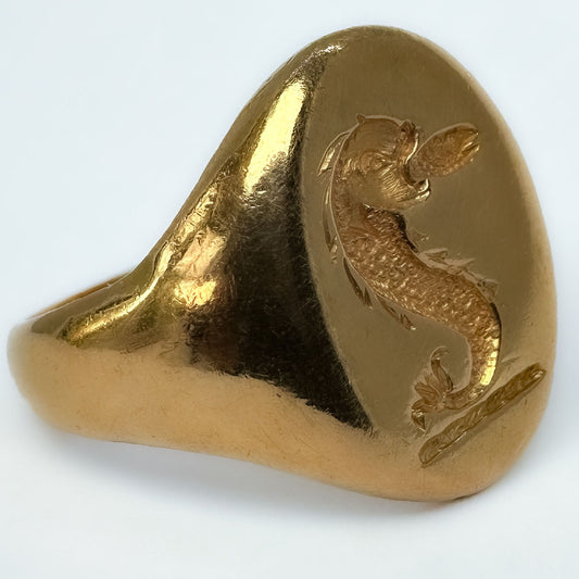 Vintage 18ct Yellow Gold Nautical Crest Intaglio Signet Ring