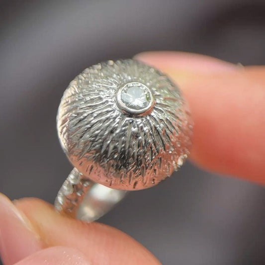 Vintage Kutchinsky 1972 Textured Diamond Set Bombe Ring