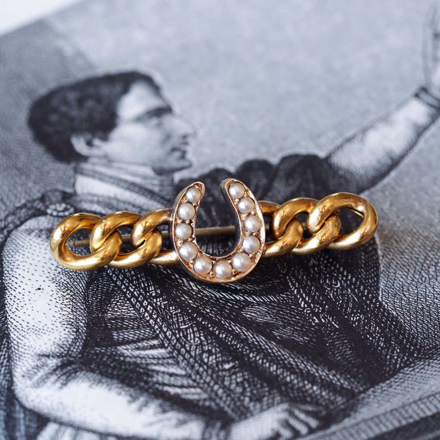 Antique Victorian Horseshoe Pearl Brooch 15K Gold - c.1900
