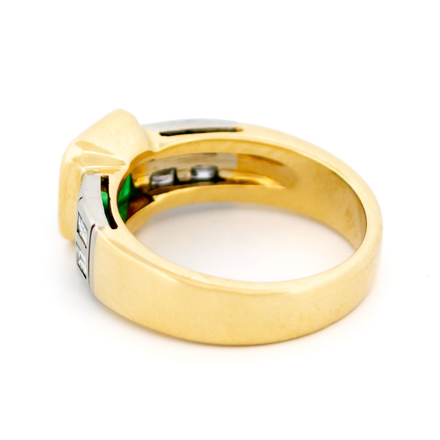 18 Carat Yellow Gold Colombian Emerald and Diamond Ring, 1.40 Carats