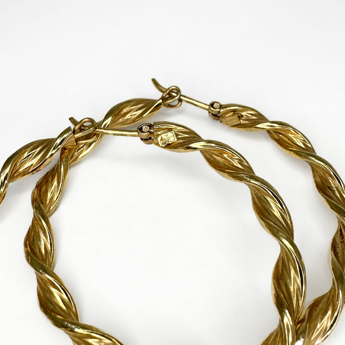 9ct Yellow Gold Twist Hoop Earrings
