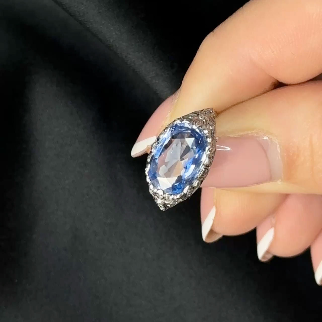 Antique 4ct Sapphire And Diamond Ring