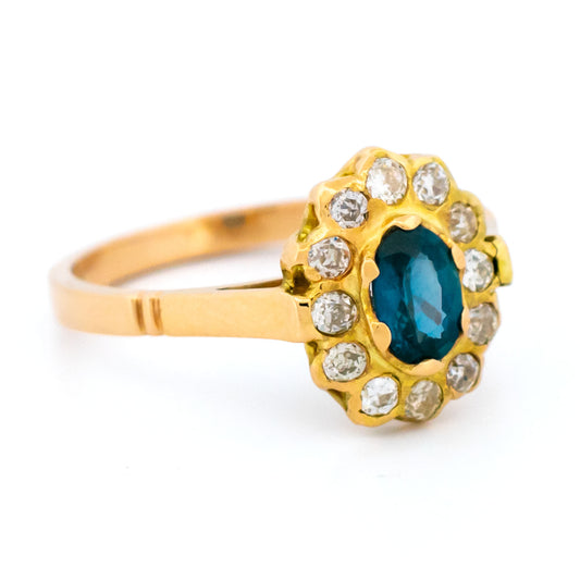 14 Carat Gold Oval Sapphire and Diamond Oval Cluster Ring, 0.53 Carat