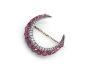 Antqiue jewellery vintage jewellery ruby crescent brooch icon