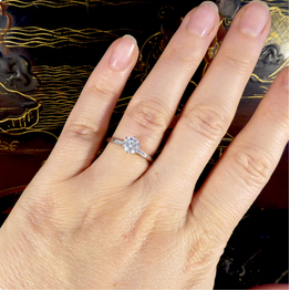 0.75ct Diamond Solitaire Engagement Ring with Diamond Shoulders